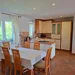 Dijana Apartament *