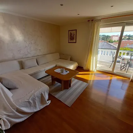 Apartamento Dijana