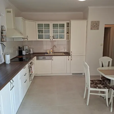 Dijana Apartamento *