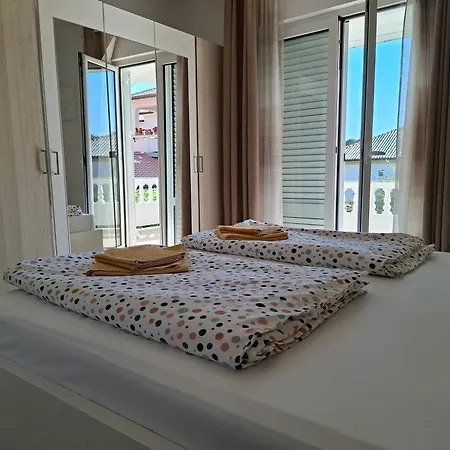 Apartament Dijana Palit