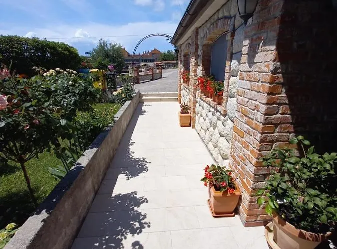 Apartmán Dijana New Translation